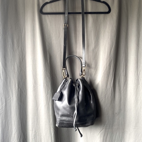 Madewell Genuine Leather Bucket Bag - Picture 1 of 8